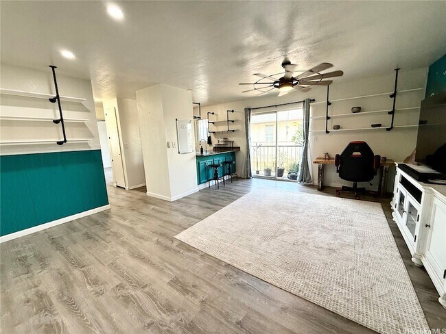 Building Photo - 68-077 Au Street Unit 3C