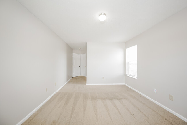Building Photo - Charming 3 Bedroom Ranch
