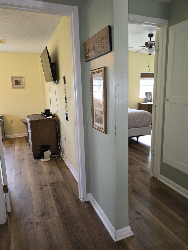 Building Photo - 16611 Jolly Roger Rd