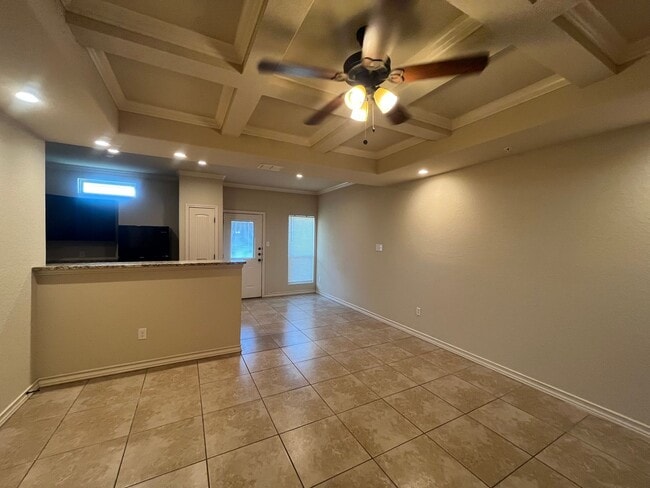 Building Photo - 7109 Micayla Cv
