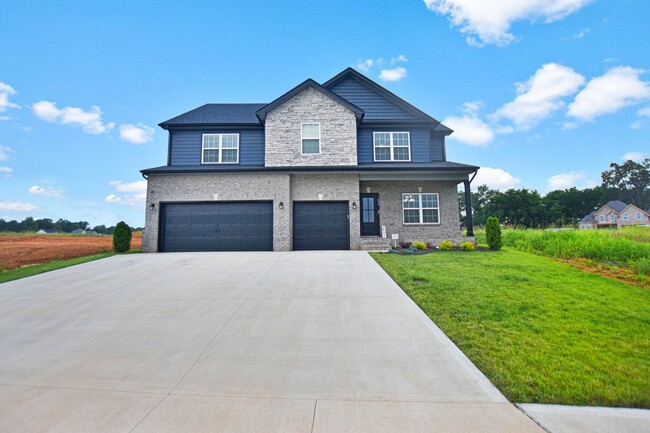 Primary Photo - Pet Friendly Four Bedroom with Bonus!