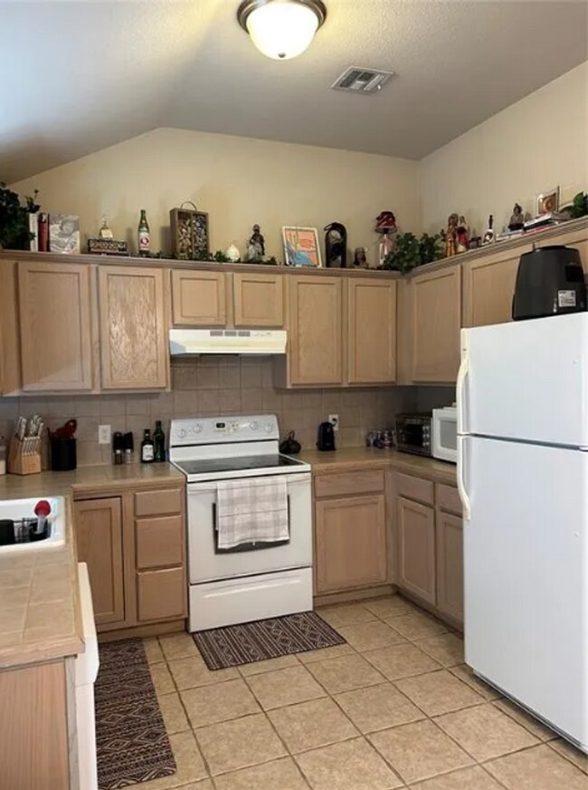 Building Photo - Comfortable Living in the Heart of Norman