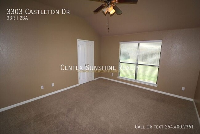 Building Photo - 3303 Castleton Dr