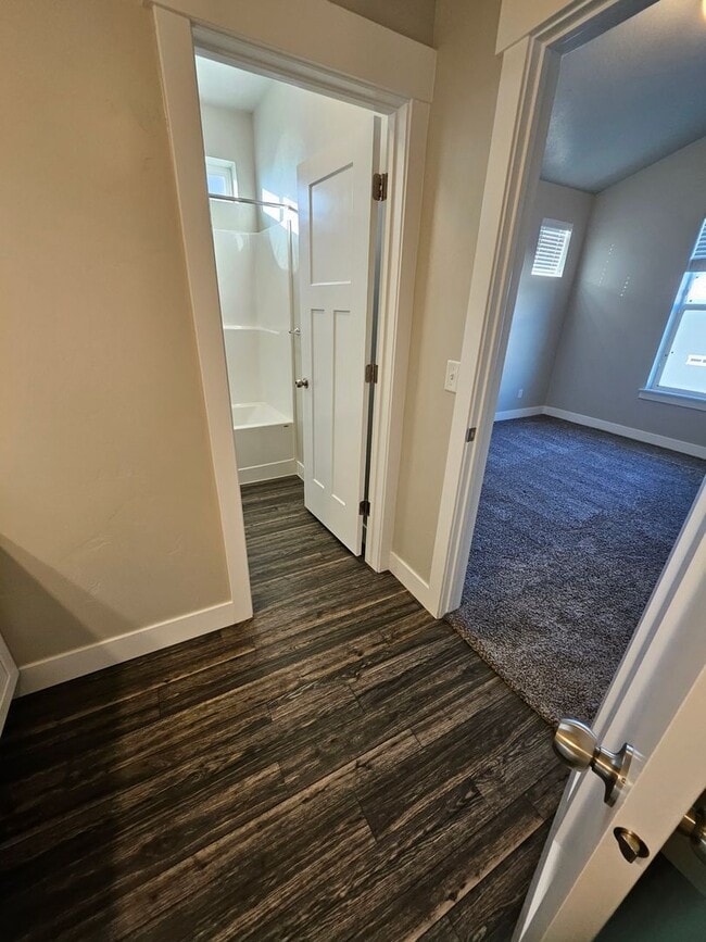 Building Photo - Gillespie