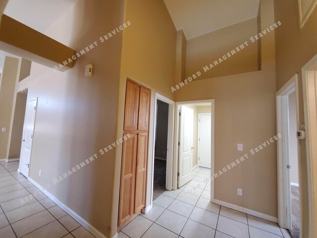 Building Photo - 3 BEDROOM WITH POOL NORTH SCOTTSDALE