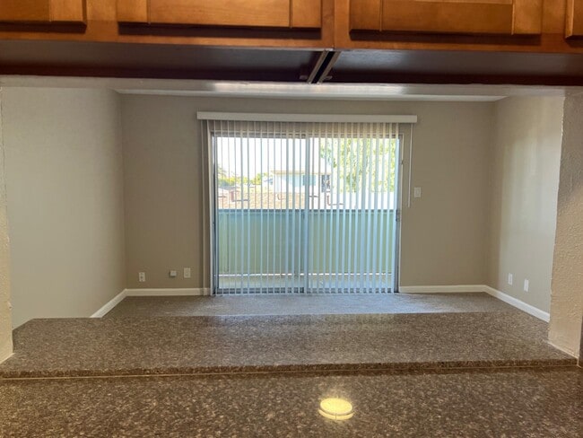 Building Photo - 36976 Mulberry St