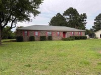 Building Photo - 118 S Springs Dr
