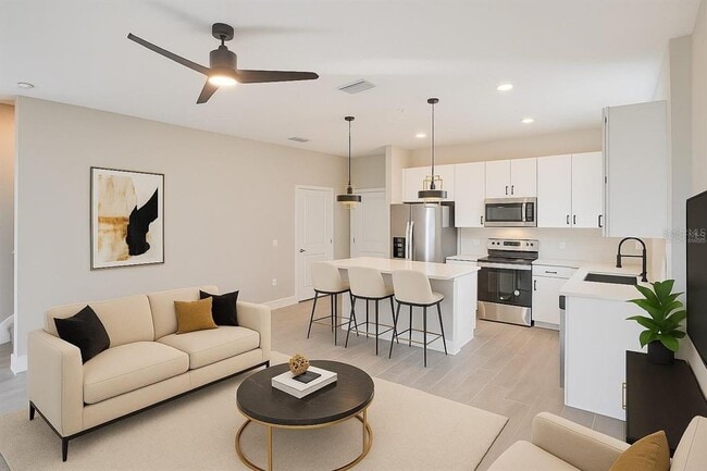 Building Photo - 1800 Houston St