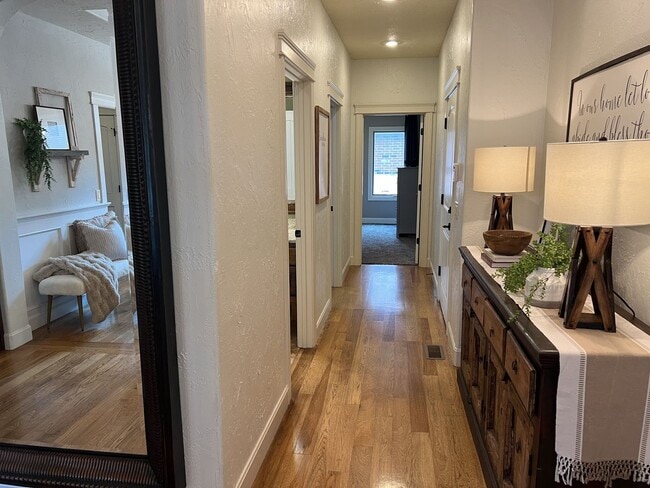 Building Photo - Executive Rental at The Villages at Wicklo...