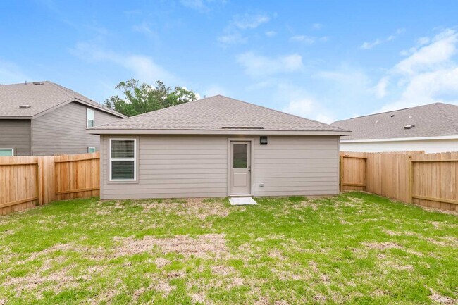 Building Photo - 15215 Abella Dr