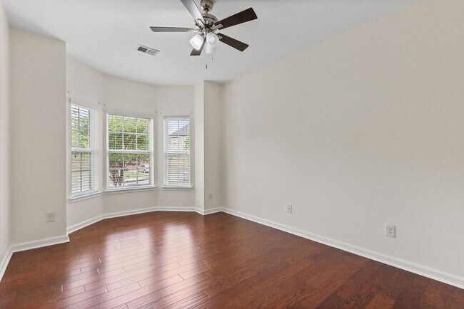 Building Photo - 1555 Buckskin Trail