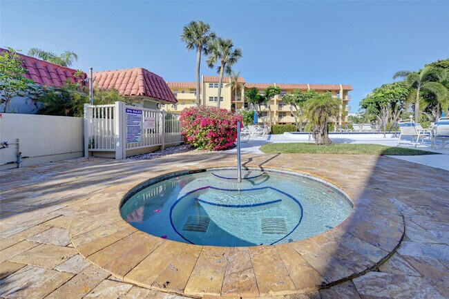 Building Photo - 777 S Federal Hwy