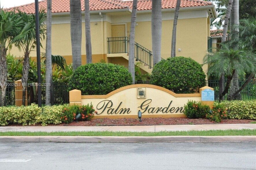Building Photo - 7330 NW 114th Ave