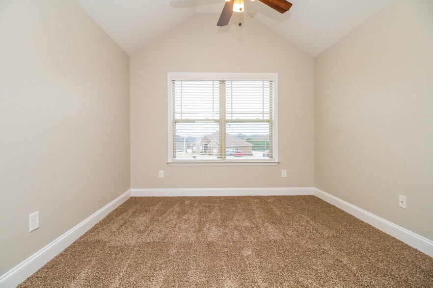 Building Photo - 2338 Tortuga Ct