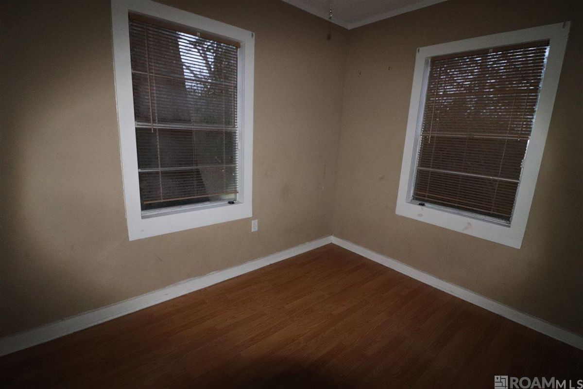 Building Photo - 2654 Sheldon Dr