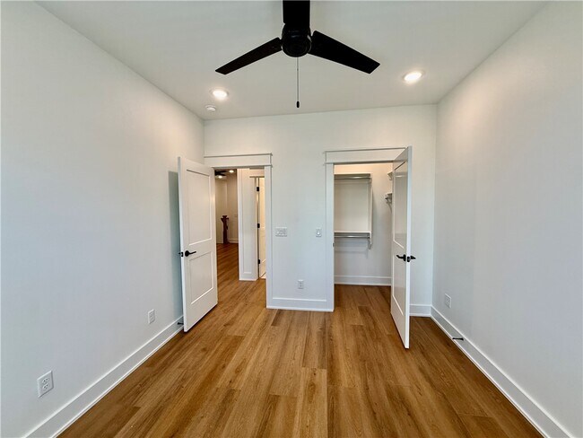 Building Photo - 825 NW 14th St