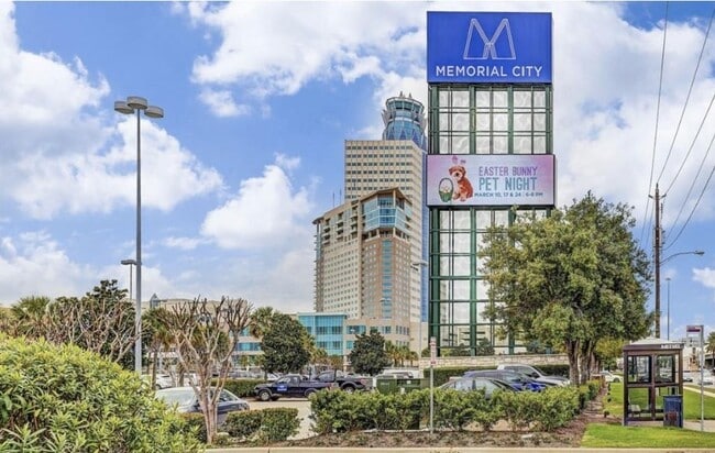 Building Photo - 2214 Roozy Lk Ln