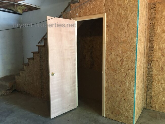 Building Photo - Goodlettsville - Duplex 2 Bedroom 1.5 Baths