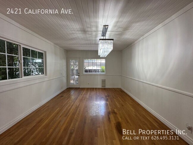 Building Photo - 2421 California Ave