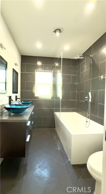 Building Photo - 6716 Etiwanda Ave