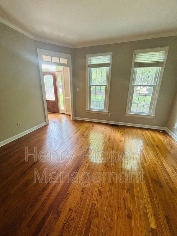 Building Photo - 203 Langston Mill Ct