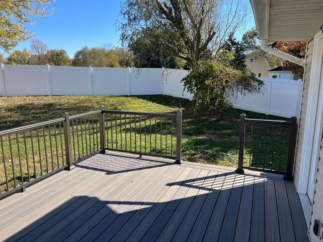 Building Photo - Three Bedroom 2 Bath Home in Bethalto with...