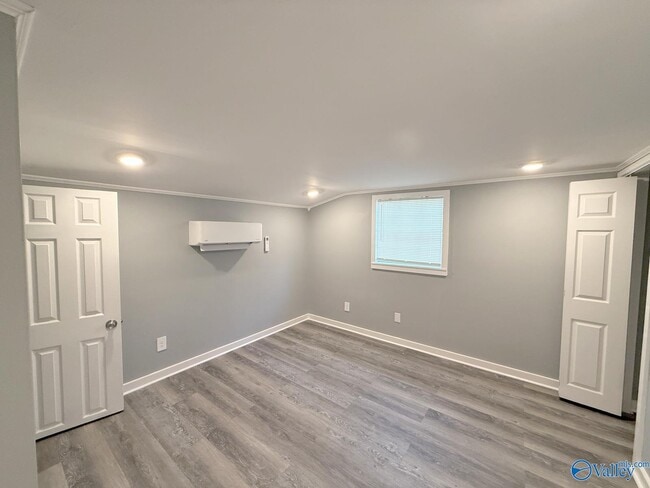 Building Photo - 3316 Clopton St SW