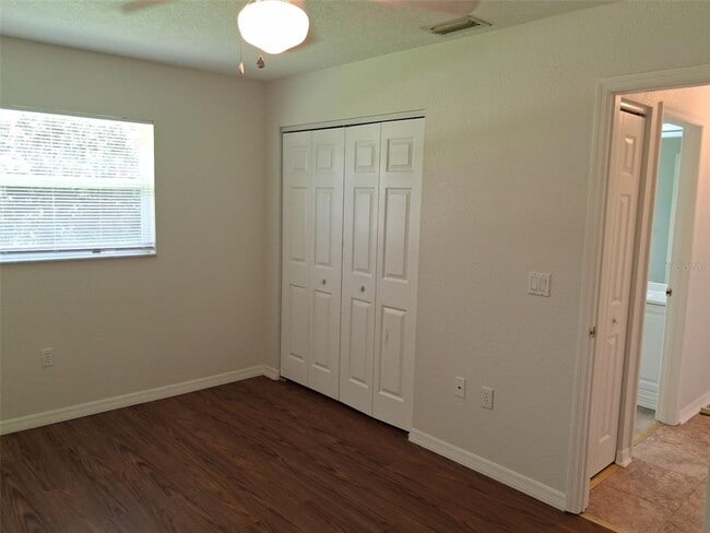 Building Photo - 2420 Dumont Ln