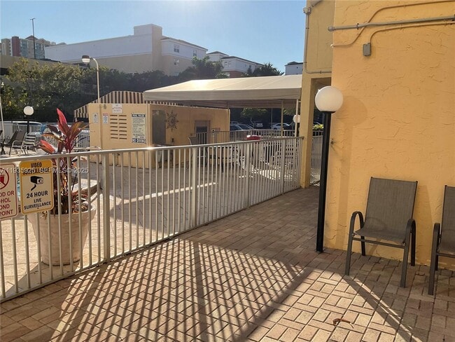 Building Photo - 200 172nd St