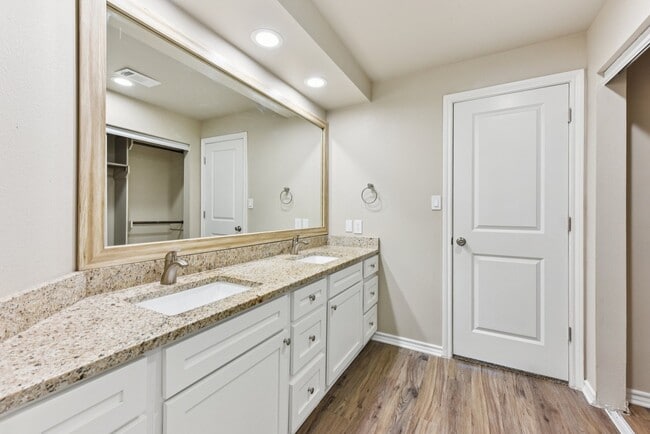 Floorplan - Waters Edge Apartment Homes