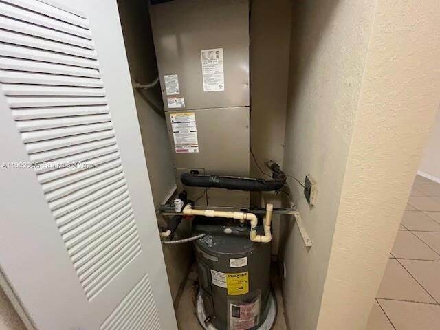 Building Photo - 8960 NW 97th Ave