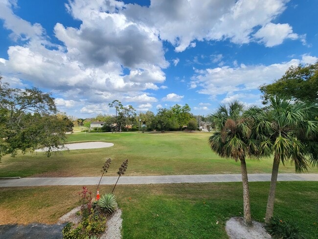 Building Photo - Third Floor Unit; Amazing College Park Loc...