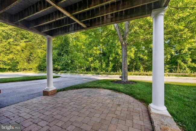 Building Photo - 563 Gramercy Ln