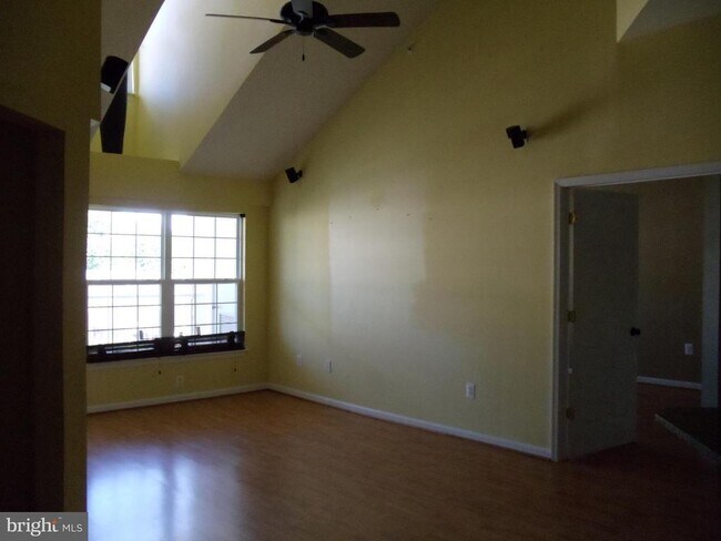 Building Photo - 2701 Bellforest Ct