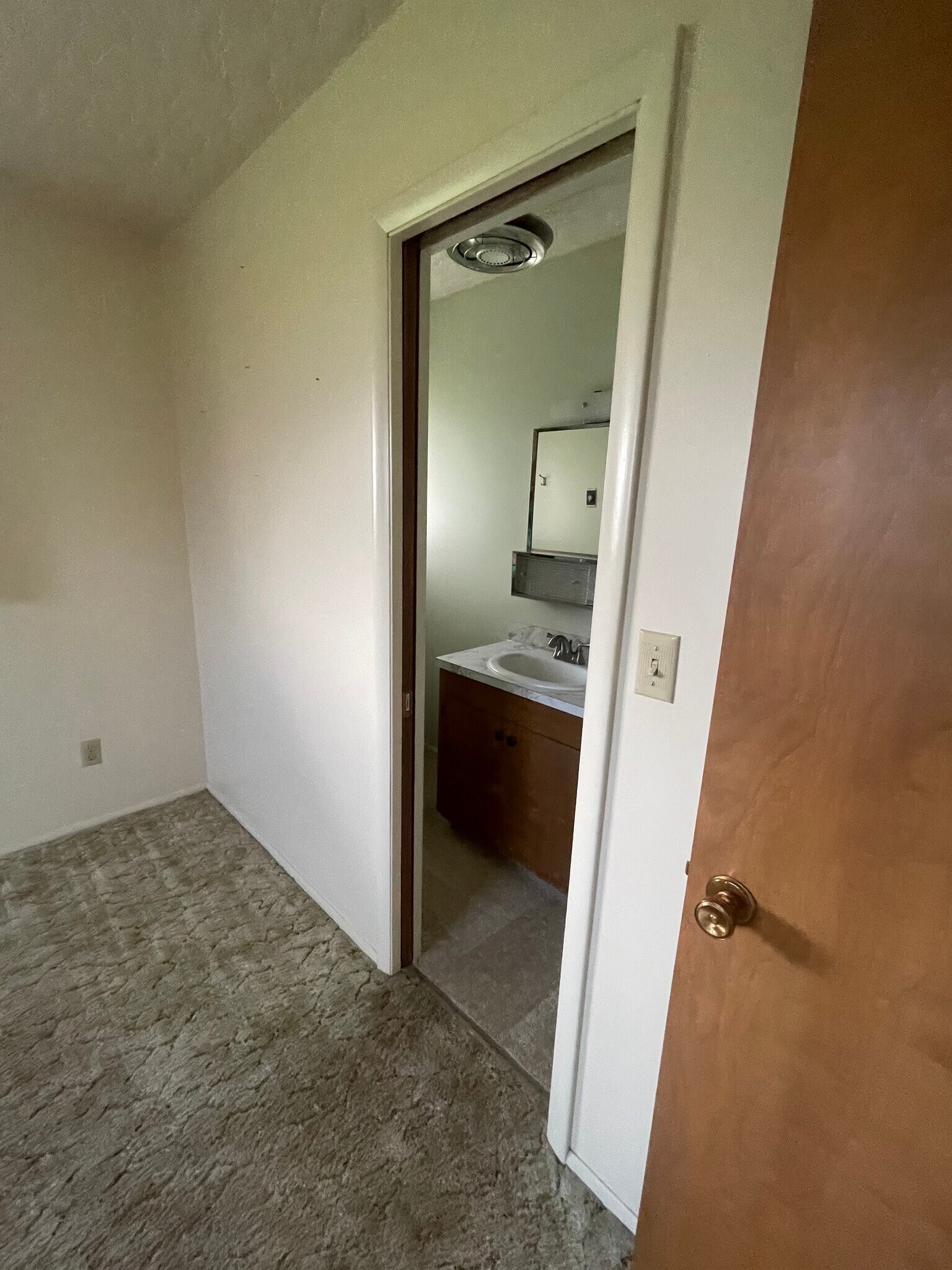 Building Photo - 3857 W 400 S