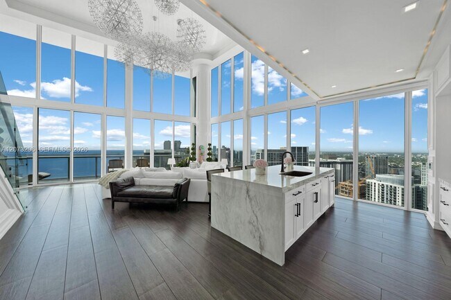 Building Photo - 888 Biscayne Blvd