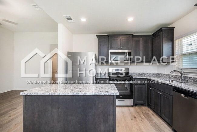 Building Photo - 11020 Gray Mare Dr