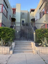 Building Photo - 3787 1/2-3789 W 9th St