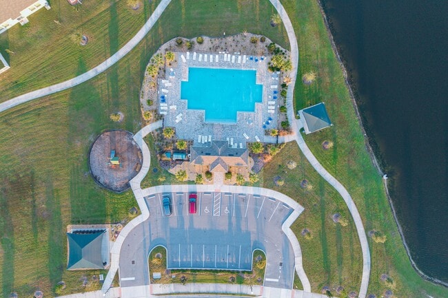 Building Photo - 5071 Four Strand Ct