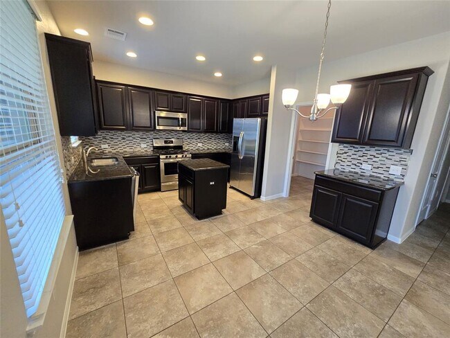 Building Photo - 112 Cypress Bend Ct