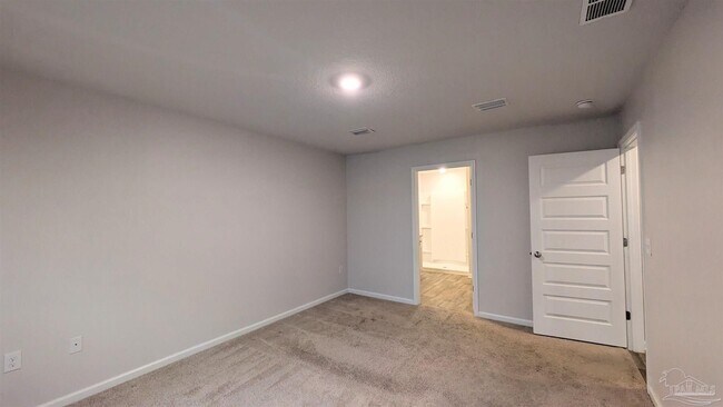 Building Photo - 10557 Queens Gate Cir