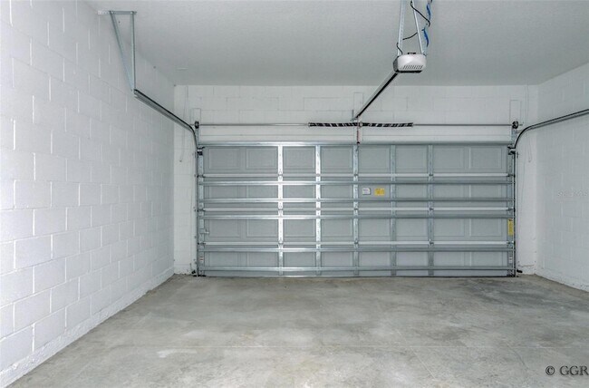 Building Photo - 3193 Country Side Dr