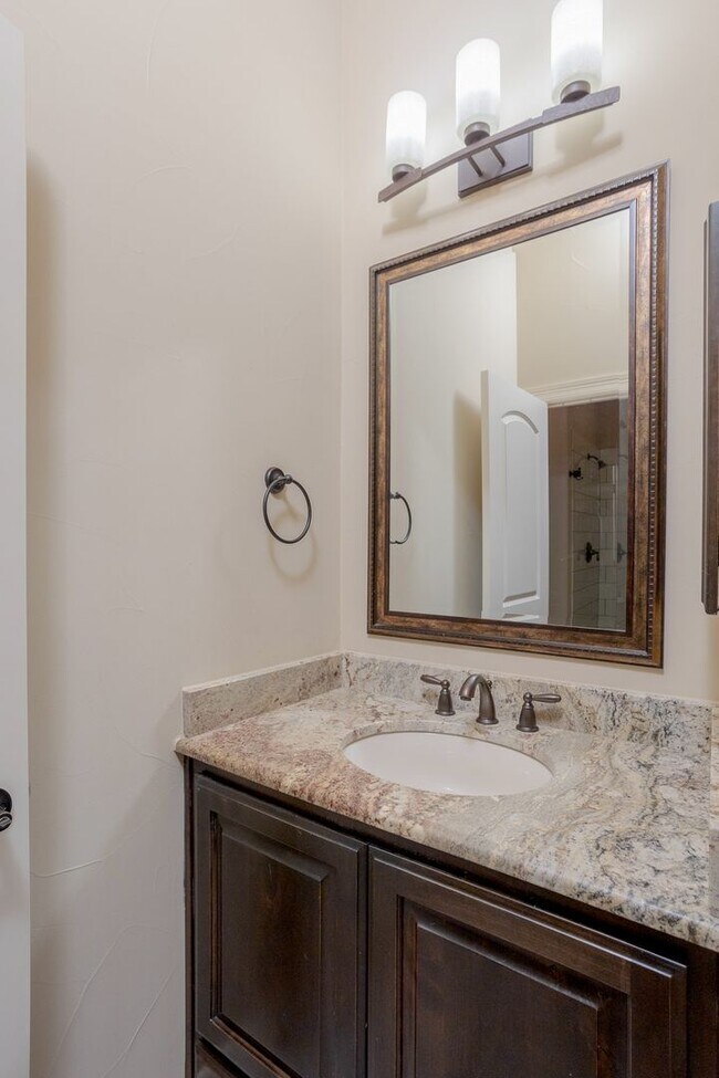 Building Photo - Home for Rent