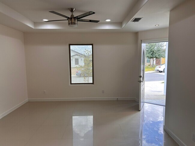 Building Photo - 1615 Dra Eve Perez Lane