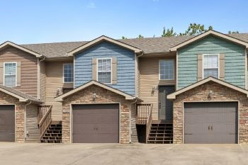 Primary Photo - 1723 D THISTLEWOOD DR
