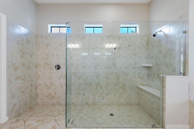 Building Photo - 3425 Siena Cir