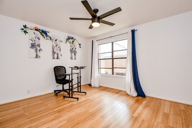 Building Photo - 2626 Bering Dr