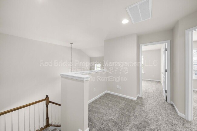 Building Photo - 3129 Hartson Pointe Dr