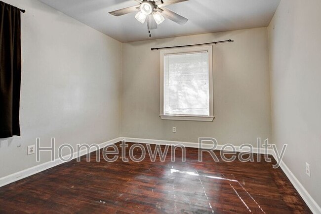 Building Photo - 2200 Downing St