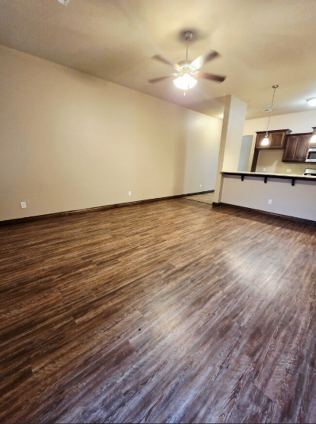 Building Photo - WELCOME HOME!!!